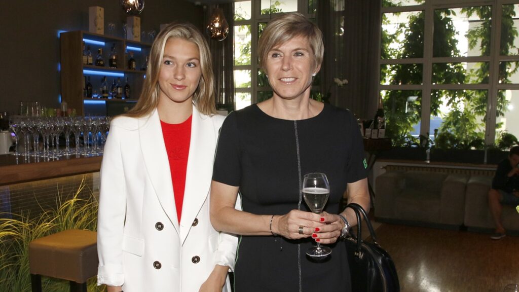 Dcera Kateřiny Neumannové nejde ve šlépějích své slavné matky. Úspěch slaví v atletice i na sociálních sítích