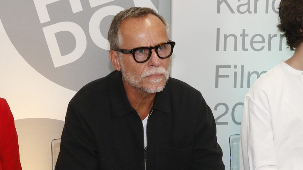 Karel Roden je po vztahu s Chýlkovou a Krausovou opět šťastný. Manželku však příliš neukazuje