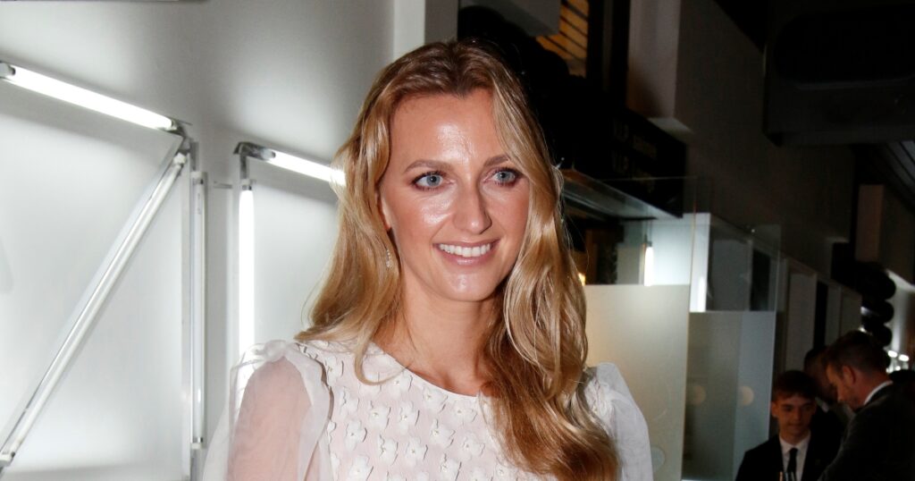 Petra Kvitová si kvůli návratu na kurty vysloužila přísnou kritiku. Podle mnohých se jen ponižuje