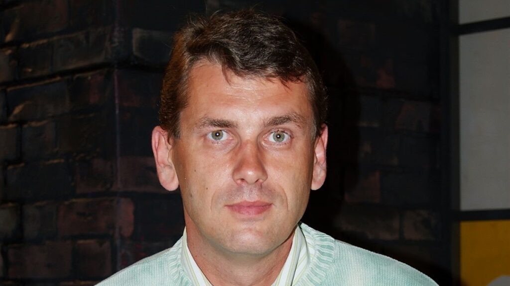 S kým žije moderátor AZ-kvízu Aleš Zbořil: Krásná psycholožka mu pomáhá s péčí o tatínka