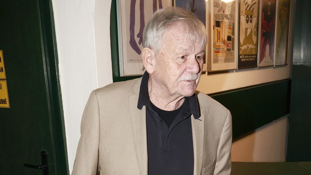 Karel Šíp přiznal, že dostal nabídku z jiné televize. Jeho pořad Všechnopárty čelí kritice