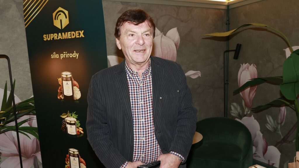 Jiřina Bohdalová ho vyprovodila jen s igelitkami: Pavel Trávníček popsal, jaká byla jako tchyně