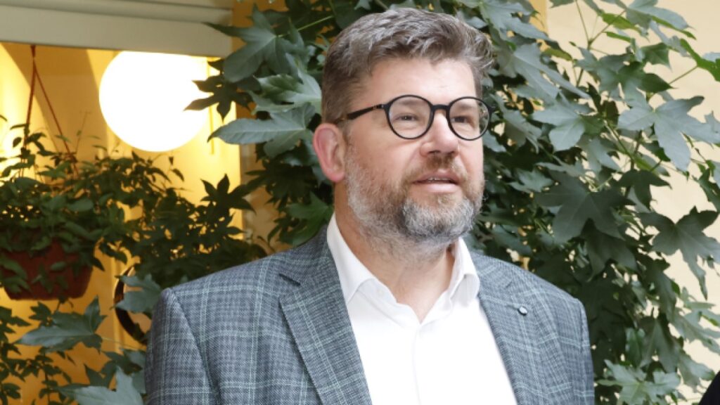 Jiří Pospíšil popsal první týdny v roli tatínka. Krásná Meda prý rodičům proměnila celý svět