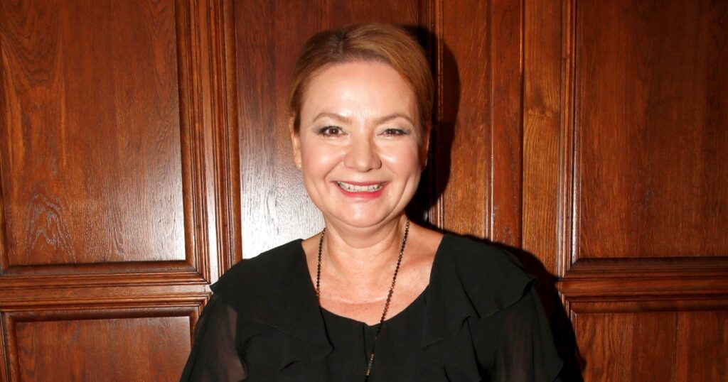 Jolana Voldánová se stala ředitelkou nadace. Má krásnou rodinu včetně dcery, která jí je velmi podobná