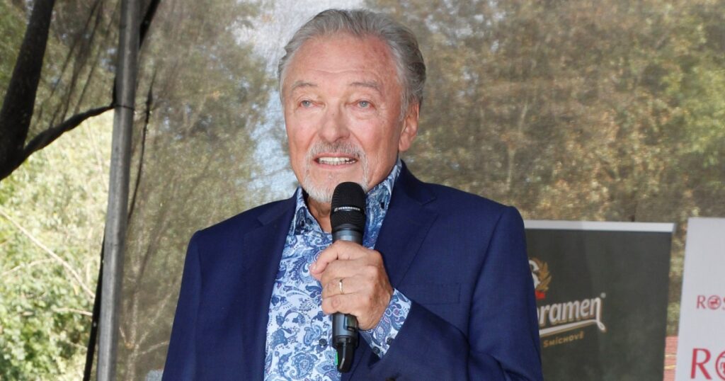 Krásná dcera Karla Gotta zdědila lásku k hudbě. Otec pro ni měl však vybranou zcela jinou kariéru