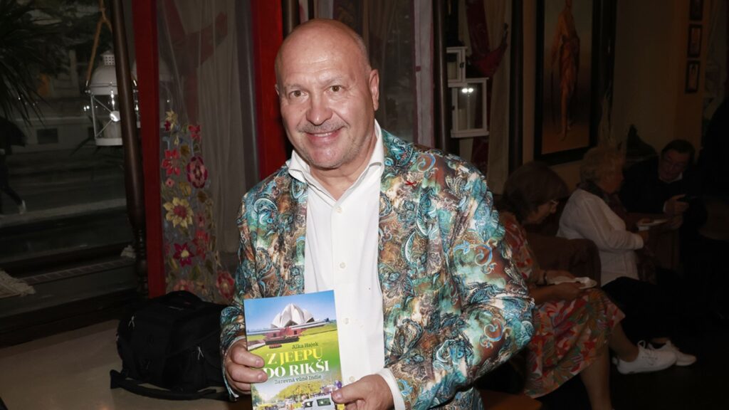 Michal David čelí kritice za vlajku na svém koncertě. Lidé mu připomínají jeho minulost