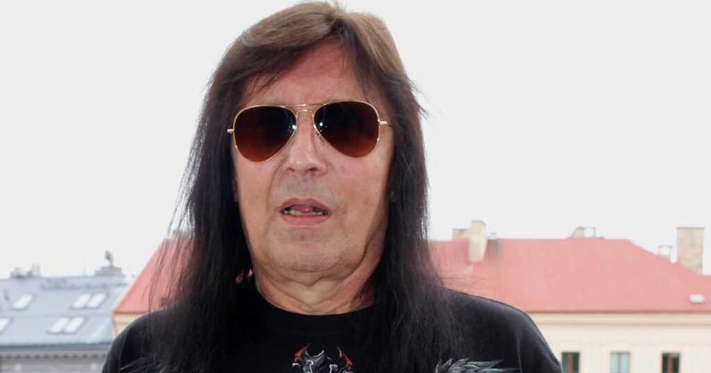 Aleš Brichta má krásnou o 23 let mladší manželku. Zpěvák tvrdí, že by byl bez ní ztracený