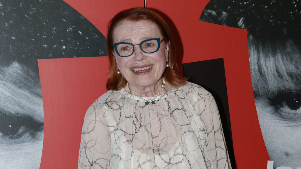 Vnučka Ivy Janžurové zdědila krásu i umělecký talent. Na filmovou kariéru to však zatím nevypadá