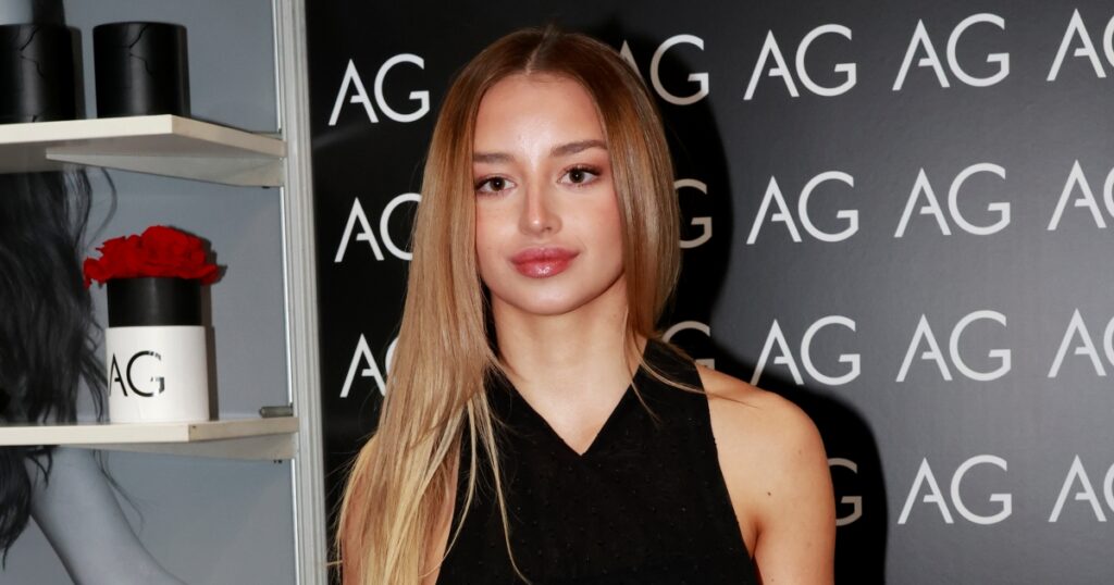 Kordula Stropnická poslala odvážný pozdrav z řeckého Zakynthosu. Předvedla svou výstavní postavu