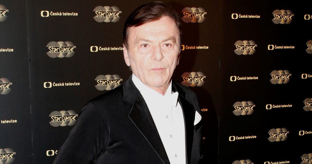 Ze syna Pavla Trávníčka vyrostl úspěšný mladý fešák. I přes šikanu v dětství je dnes hvězdou