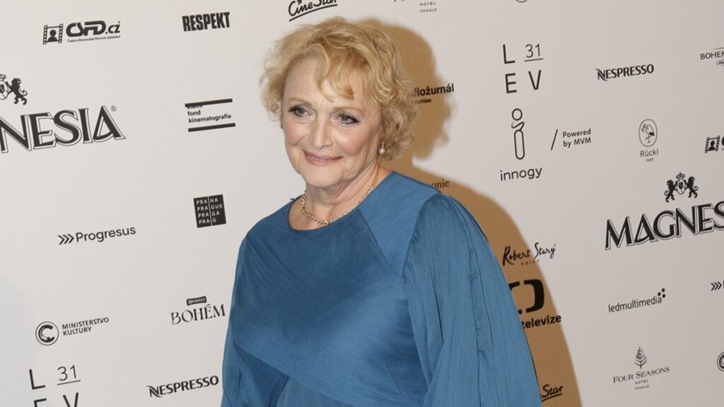 Reginu Rázlovou opustil manžel, když byl jejich dceři pouhý 1 rok. Adélu potkal až po 37 letech