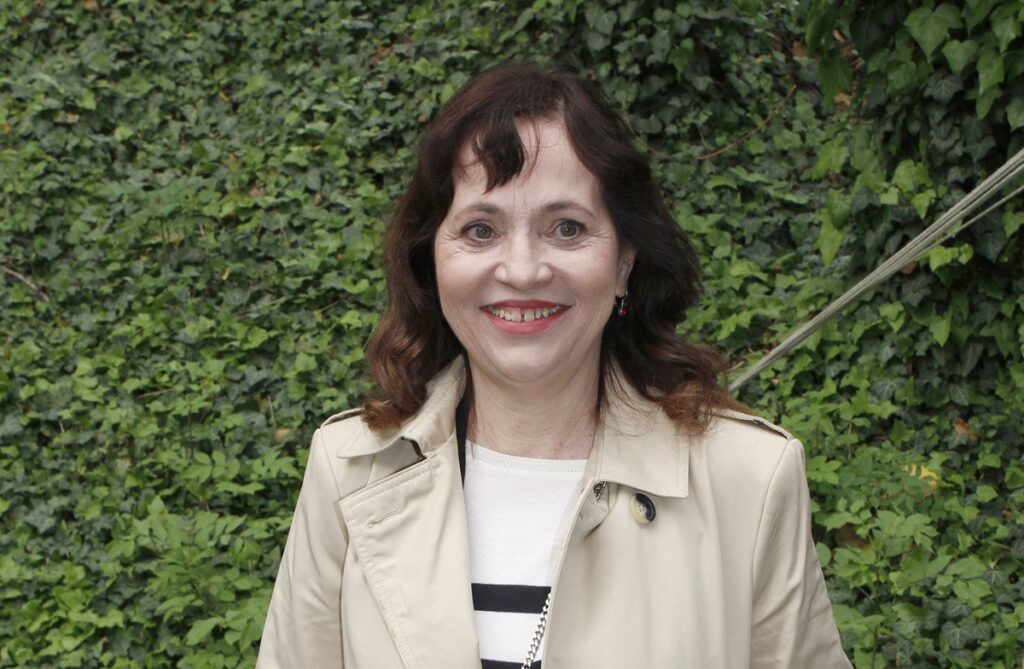 Bydlení Aleny Mihulové: Slavná herečka žije v bývalé márnici. Byla varována před strašidelnými jevy