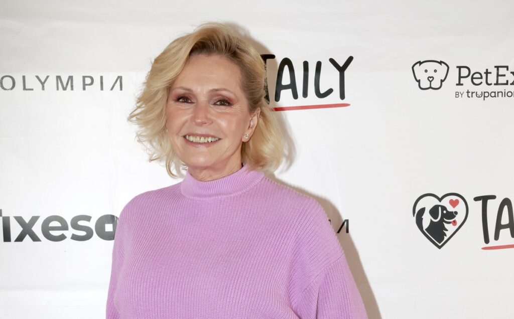 Luxusní vila Heleny Vondráčkové za 20 milionů: Za klidem vyráží i na hausbót a do karavanu