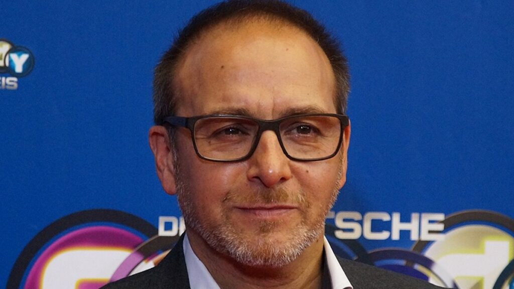 Jak dnes žije Erdogan Atalay alias Semir z Kobry 11: O řidičský průkaz přišel hned 4x a má šrouby v rameni