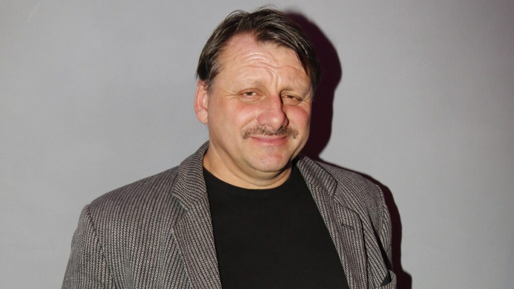 S kým žije Radek Holub: Jeho manželka je dcera slavného herce, jsou pyšní na pohledného a úspěšného syna