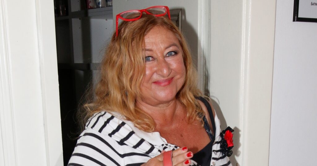 Dcera Haliny Pawlowské se mamince příliš nepodobá. Dříve žila ve squatu, odkud ji vyhnala policie