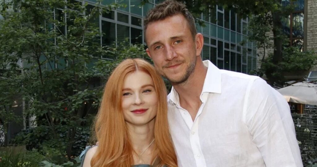 Jakub Štáfek potkal svou manželku během natáčení. Díky ní vyměnil večírky za víkendy s rodinou