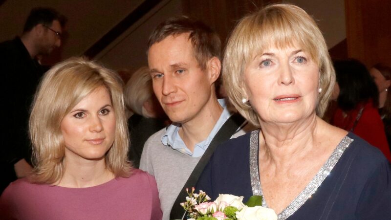 Fotografie Elišky Balzerové a Adély Šotolové