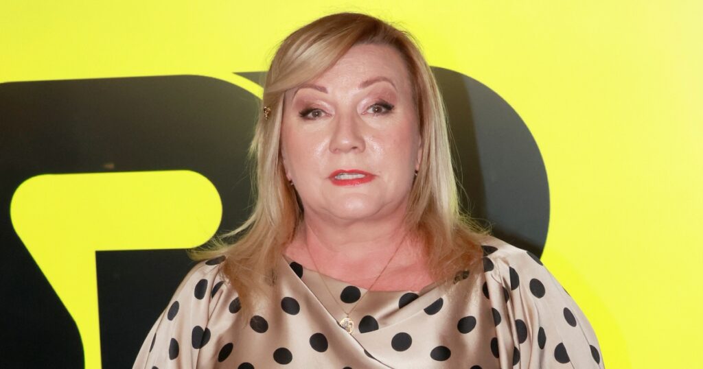 Alena Schillerová porušila svůj slib: Navzdory tvrzením o abstinenci ji několikrát vyfotili s alkoholem