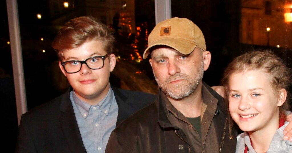 Syn Hynka Čermáka má po otci herecký talent i charisma. Již si spolu zahráli, čímž si Bořivoj splnil sen