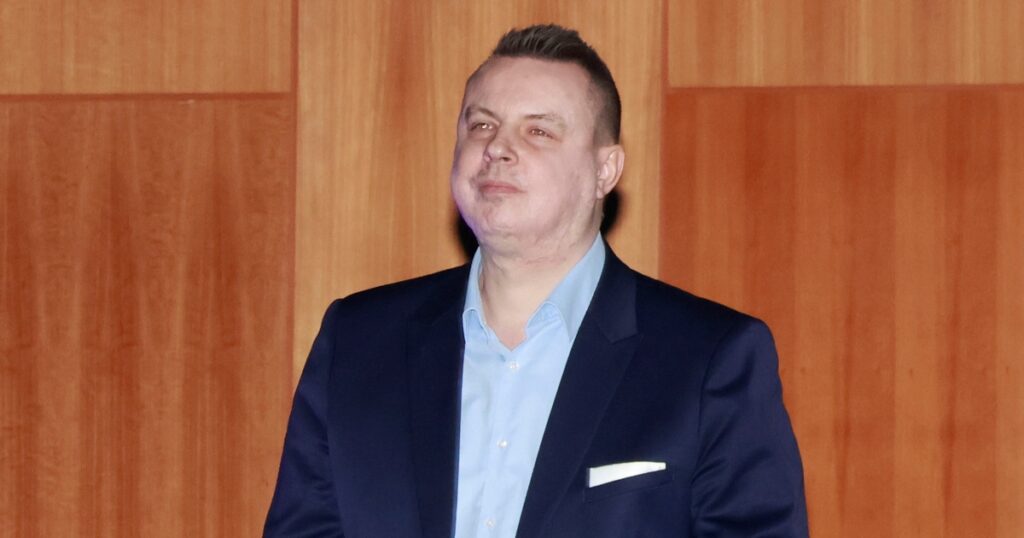 Jindřicha Rajchla neúnavně podporuje manželka Jana. Vystudovala 2 vysoké školy a věnuje se podnikání