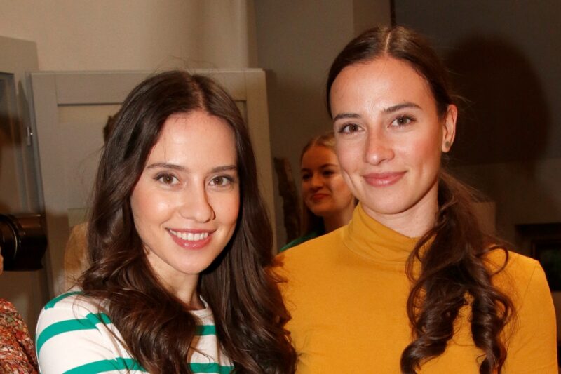 Fotografie Barbory Černé a Lucie Černé