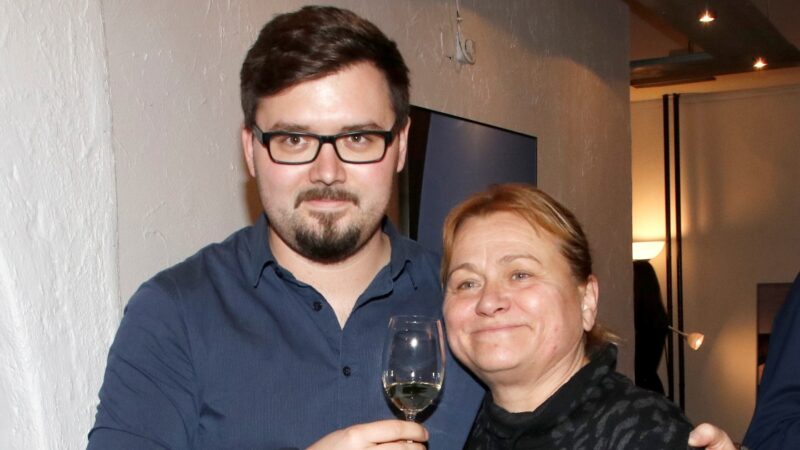 Fotografie Pavly Tomicové a syna Adama