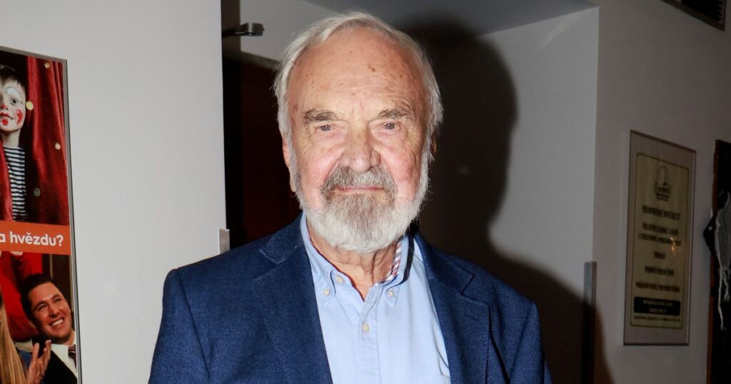 Zdeněk Svěrák promluvil o obvinění z pedofilie: „Zabolelo mě to u srdce, musel jsem s tím na policii“