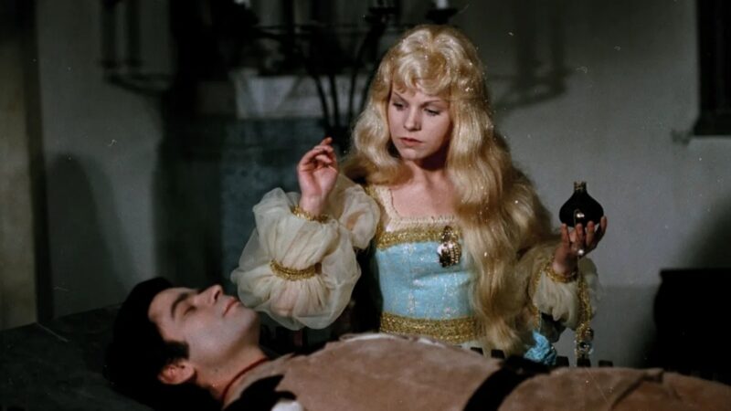 Fotografie Jorgy Kotrbové a Petra Štěpánka v pohádce Zlatovláska